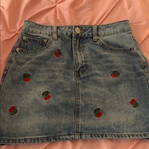 Cherry print skirt!